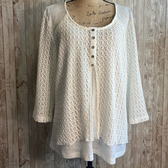 3/$15 ☮️ Bali White Crochet Knit 3/4 Sleeved Blouse - Picture 2 of 6